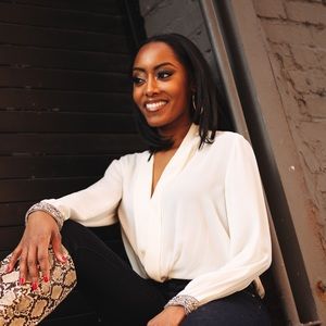 Meet your Posher, Karra